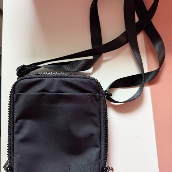 Easy Access Crossbody BLK ONE SIZE - Picture 7 of 7